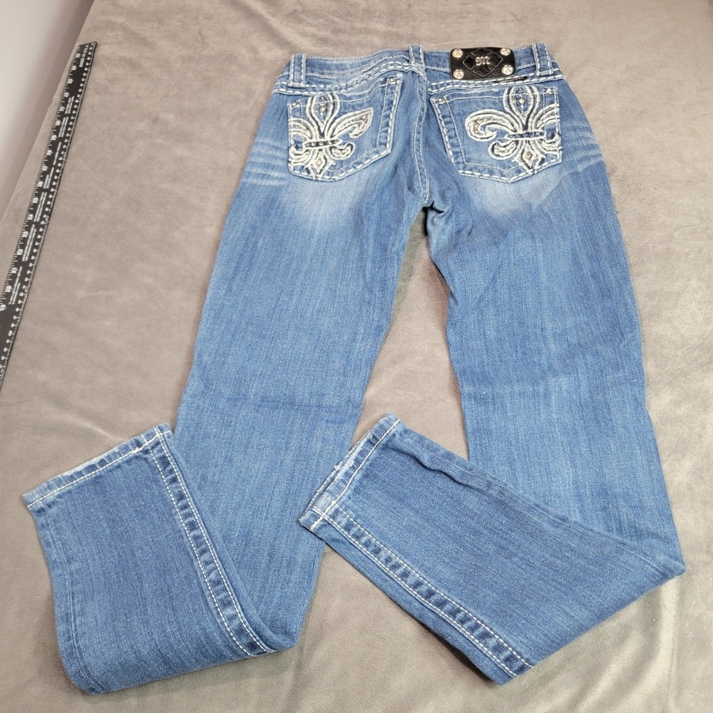 Miss Me Skinny Jeans JP5109SK-2 Blue Fleur De Lis Embellished Low Rise Womens 25 - Picture 2 of 11